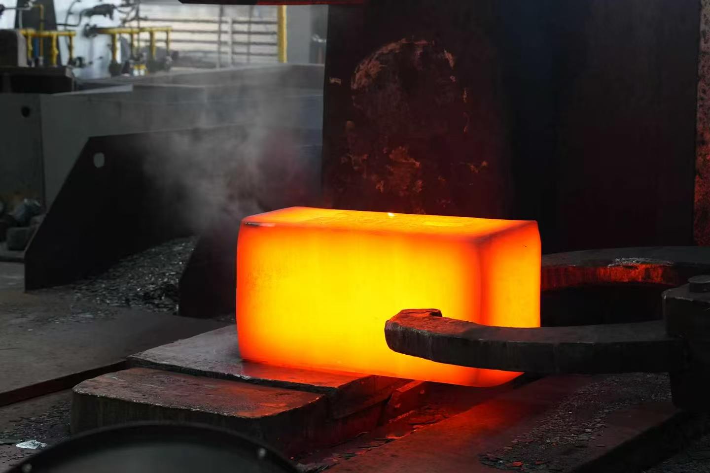 Custom Forged Sleeves Cylindrical Forged Components