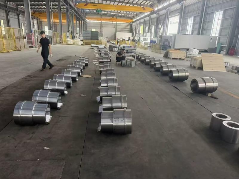 China precision-machined forged steel sleeves cylinder forgings