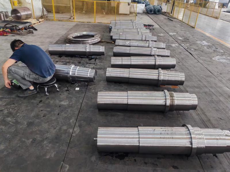 AISI4340 Large diameter forged stepped shaft china factory